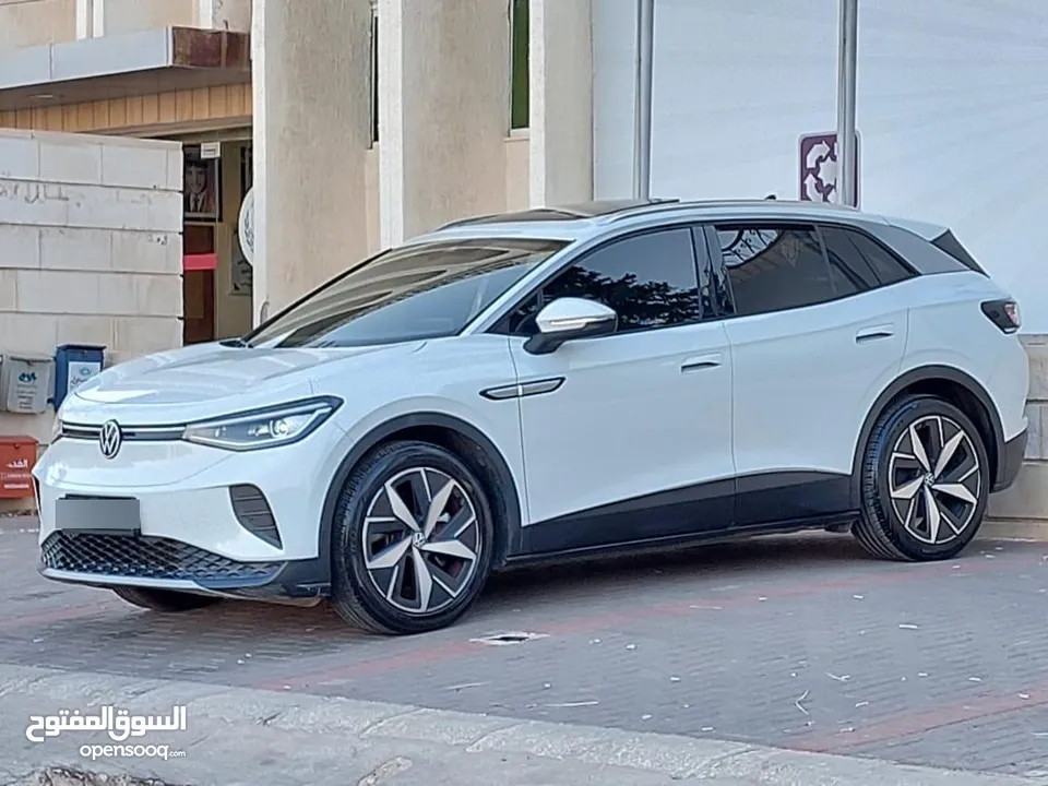 فولكسفاغن ID4  بيور بلس 2022 / قطعت 27 فقط/ فحص كاامل