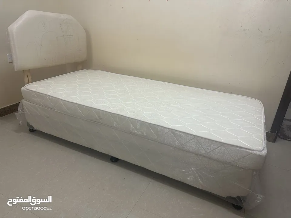 2 years old used single bed for sale