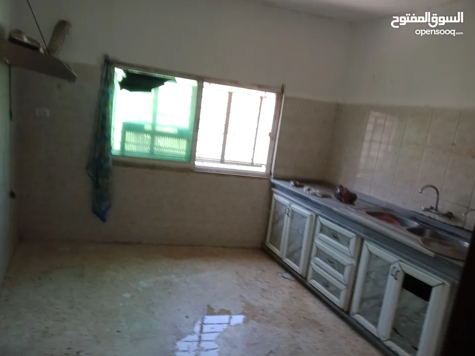 شقه للايجار بالقرب من دوار البياضه  تلفون
