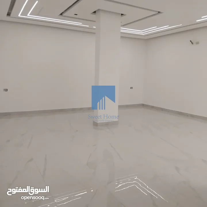 شقة فاخرة للبيع في تلاع العلي  - قرب دوار الواحة 95م مع ترس 100م تشطيب سوبر ديلوكس لم تسكن