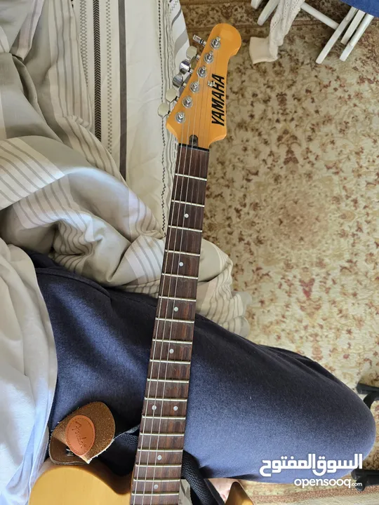 Yamaha Pacifica electric guitar 120SD  جيتار ياماها باسيفا الإلكتروني