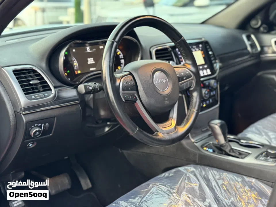 جيب غراند شيروكي 2020 كلين تايتل بحالة الوكالة التامة وسعر عرض ممتاز.