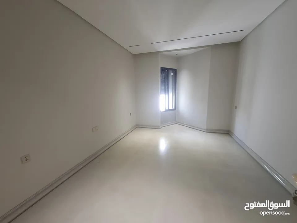 شقة غير مفروشة للإيجار ( Property 42814 )-174904680