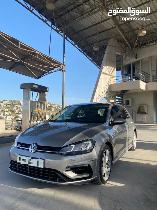 فولكسفاجن جولف - محرك بنزين اتوماتيك  Vw golf R.line 1.4Tsi