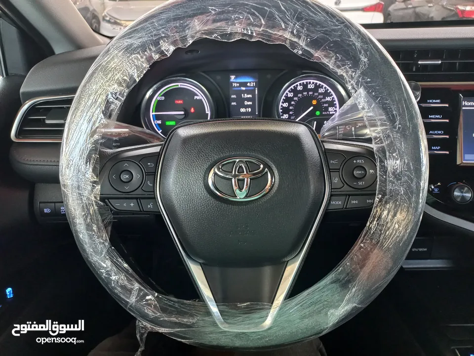 TOYOTA CAMRY HYBRID LITHIUM LE 2020 (تويوتا كامري هايبرد 2020 ليثيوم LE )