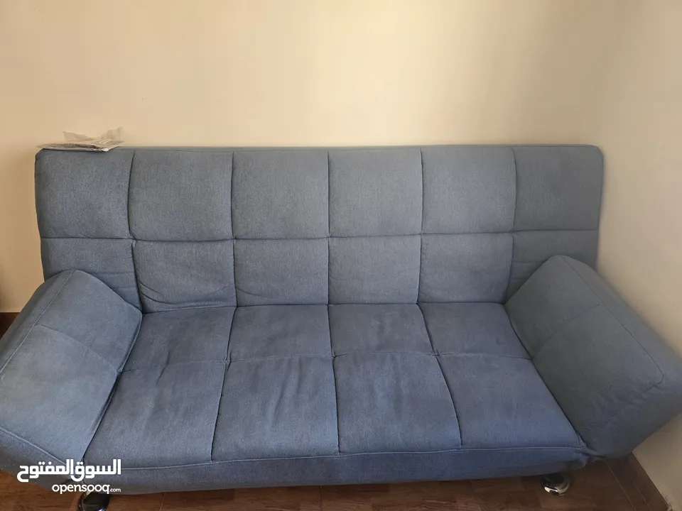 صوفا بيد للبيع بحالة جيدة الاتواصل بعد ساعة 6 مساء