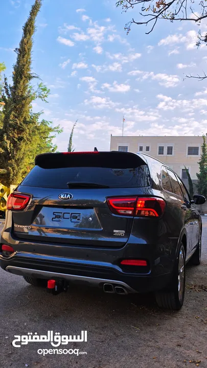 اجمل كيا سورينتو فل ملغم حبه بحاله شركه