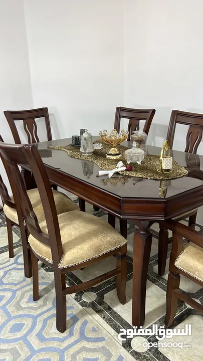 (غرفة ضيوف مع سفره ، غرفة نوم ) شبه جديد