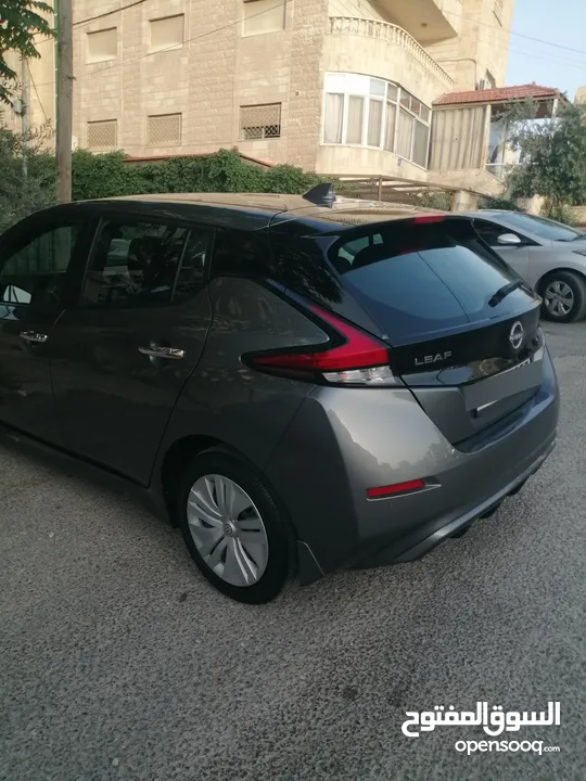 نيسان ليف 2023 للبيع بحالة الوكالة كهرباء