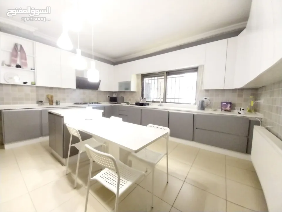 Apartment for rent in abdoun  ( Property 34076 )-174776195