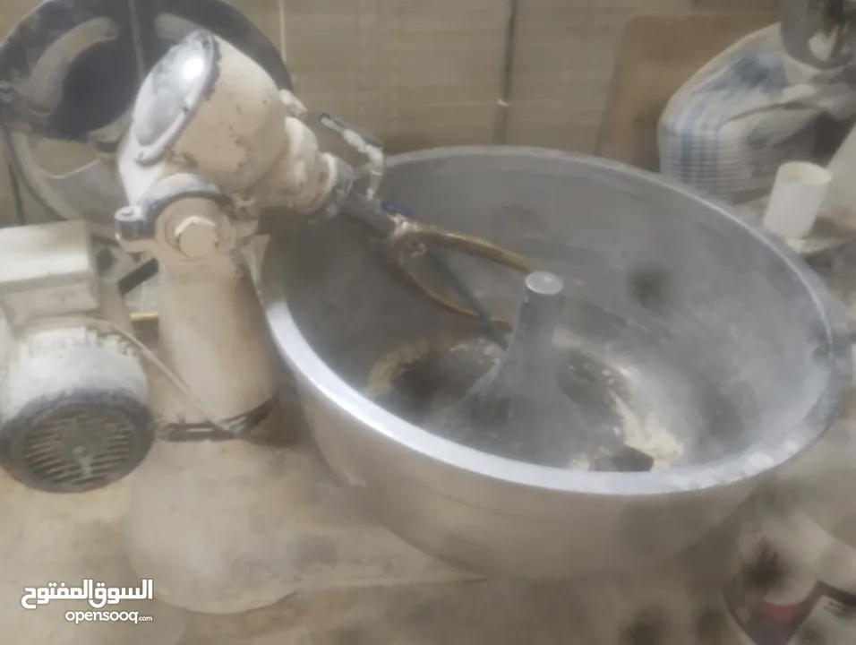 مخبز للبيع