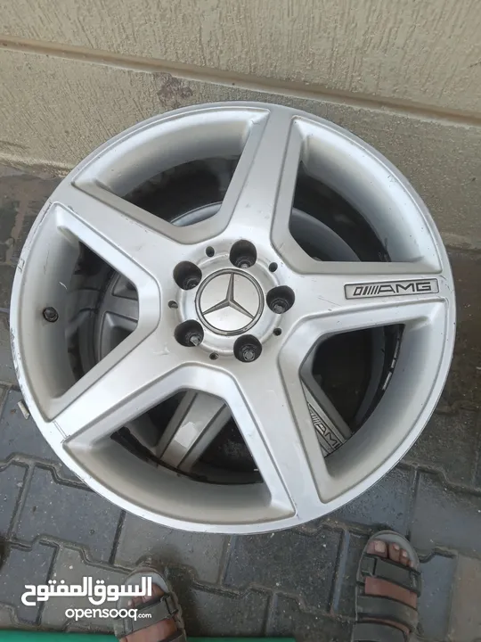 Mercedes car ring for sell