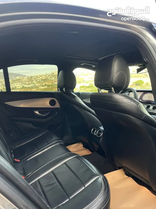 مرسيدس بنز E220d Mercedes-Benz  Full package  AMG برا وجوا