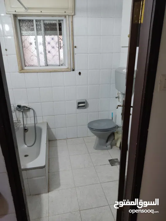 شقة للايجار - طالبات وسط مدينة بيت لحم - غرفتين نوم مفروشة