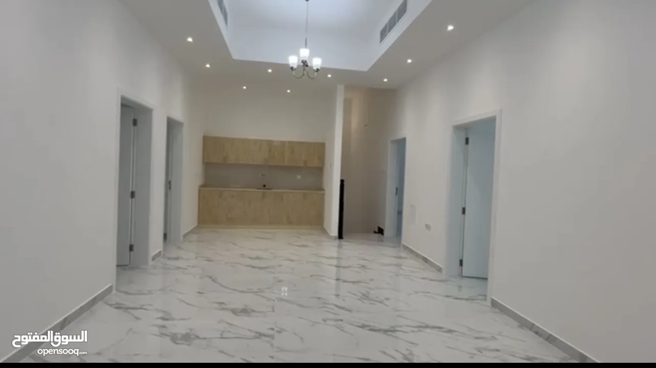 للبيع فلتين متجاورتين جدد في الرمثا الشارقة