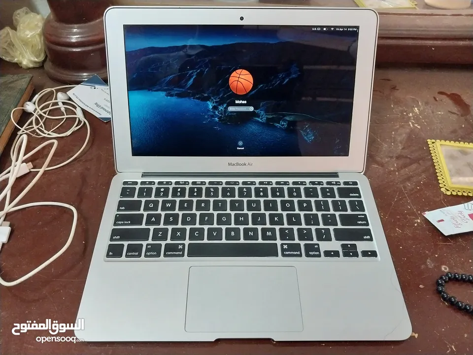 MacBook Air (11-inch,Early 2015)