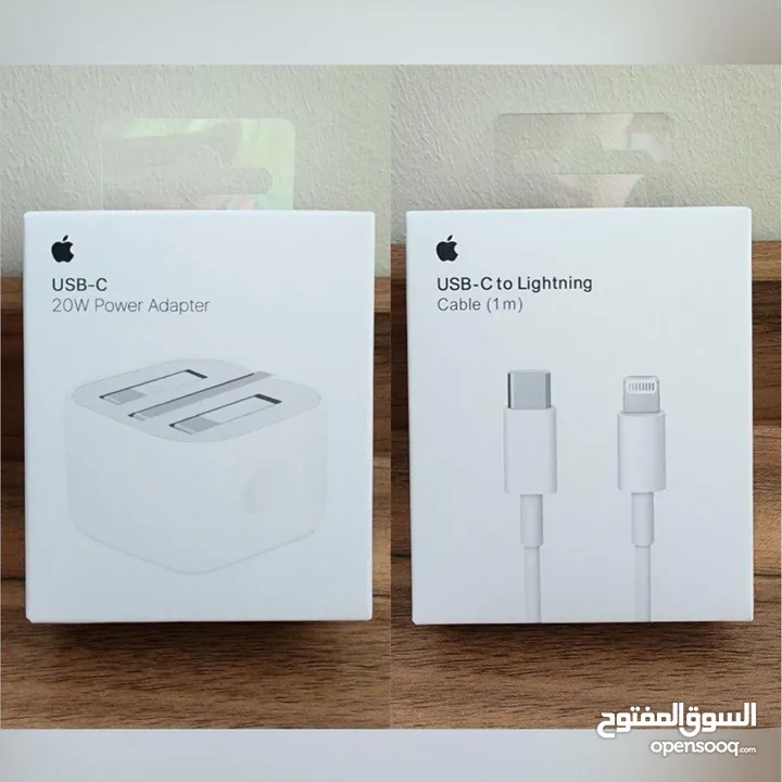 متوفر الأن العرض مستمر للبيع شواحن أيفون وبسعر ولا أجمل الأسعار معقوله   iPhone charger