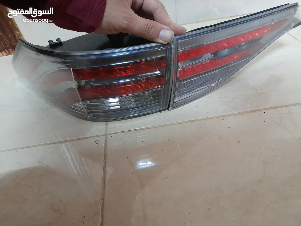 اضوية لكزس ct200 h  بحال الجديد وشانجان وتوسان