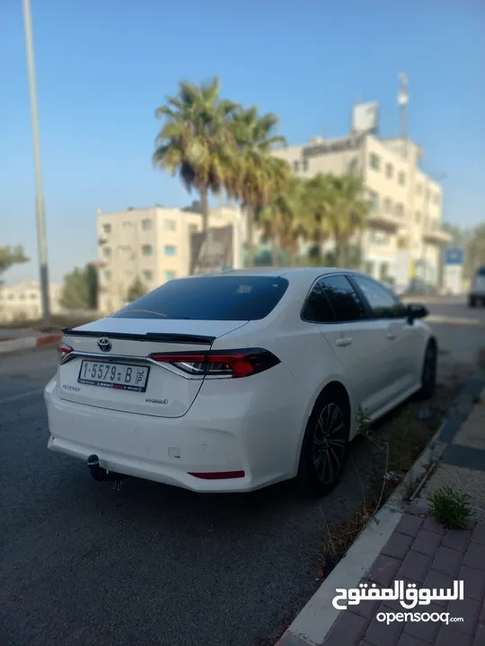 تيوتا كورولا هايبرد ترخيص 22