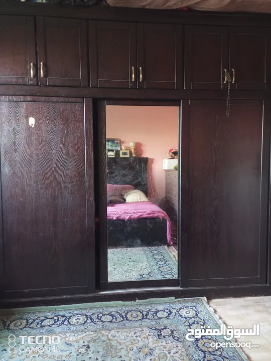 اثاث غرفة نومze مع توابعها مستعمل نظيف