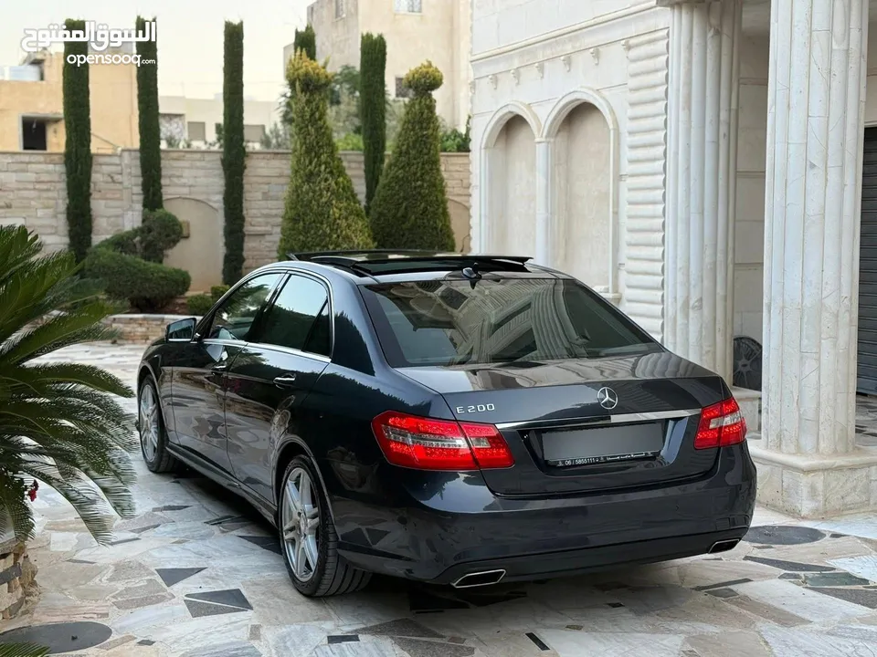 مرسيدس e200 2013 فل كامل بحالة الوكالة للبيع