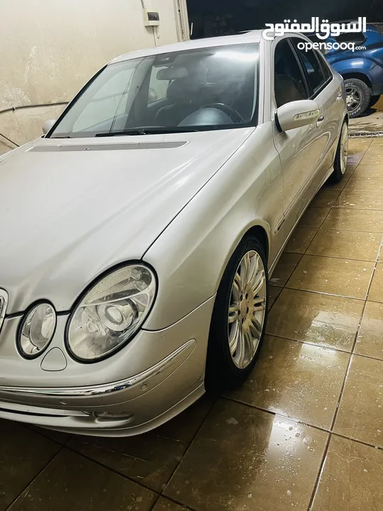 مرسيدس w211 موديل 2003