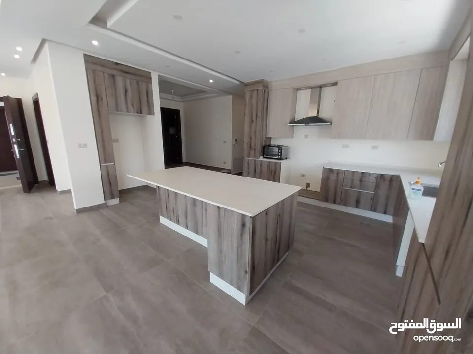 Unfurnished apartment to Rent  ( Property 38692 )-174796145