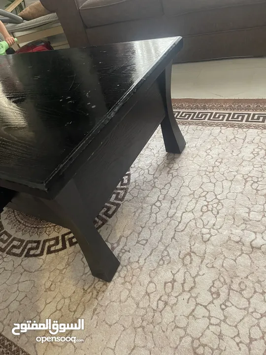 طاولة وسط خشب زان