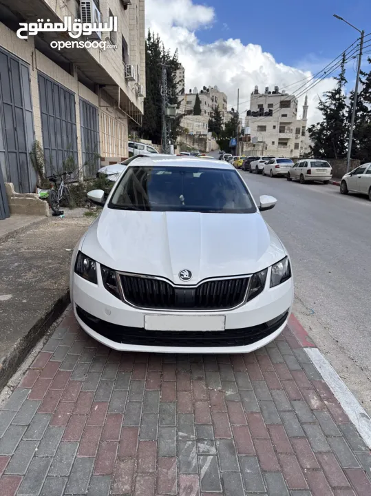 سكودا اوكتافيا 2015 للبيع