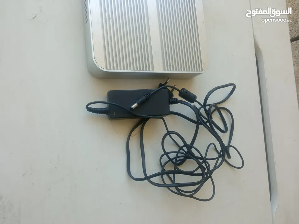 mini pc i3-7  مع محول اصلي  واصل