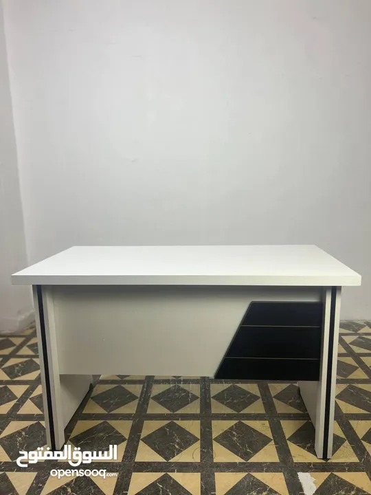 عروضنا اكيد ما بتخلص و منتجاتنا بنجددلكم اياها على الدوام أجود أنواع المكاتب عنا وبس