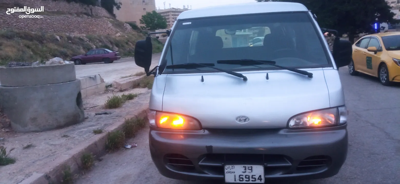 باص 2001 بحالة ممتازة بسعر مغري كاااااش