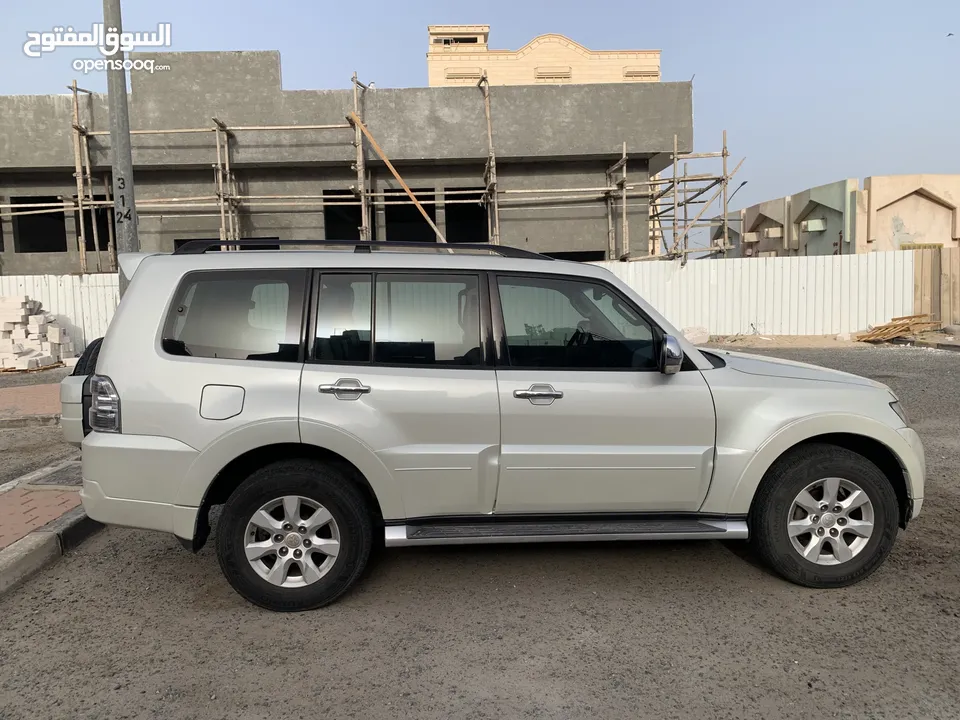 Mitsubishi Pajero 2011