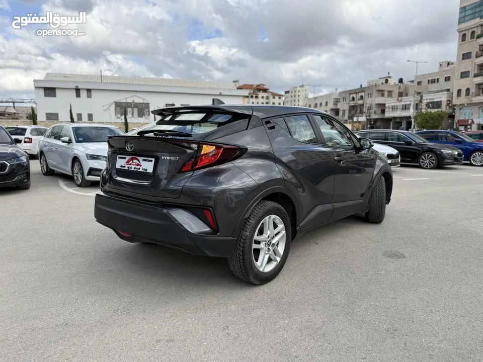 تويوتا C-HR ترخيص 2022 محرك 1800 هايبرد