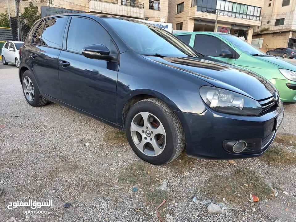 خالد اسماعيل