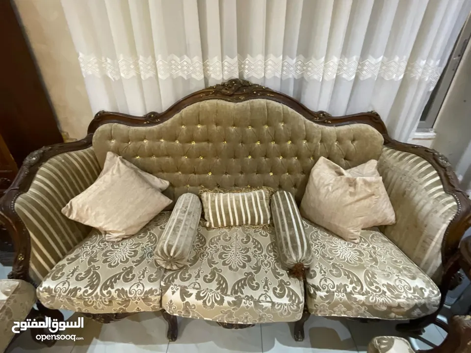 طقم كنب للبيع
