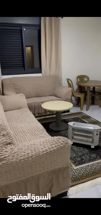 استديو مفروش للايجار