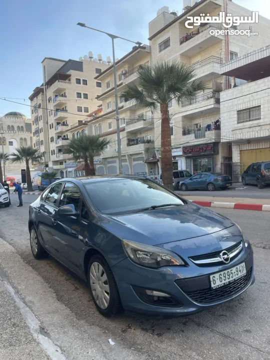 اوبل استرا 2013 للبيع