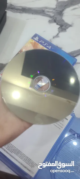 بلايستيشن فور فات ون تيرا بايت نضيفة جداً ولا مرا معطله او راحت على صيانه و كنت انضفها كل أسبوع مرا.