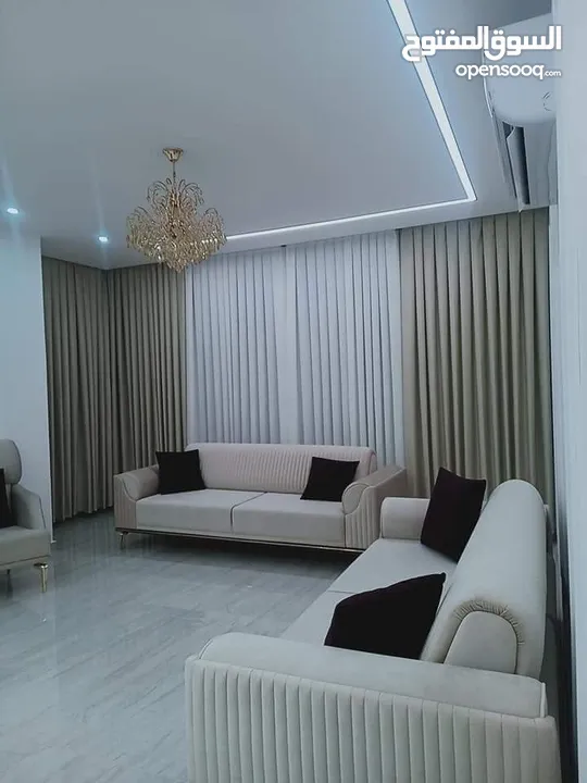 ستائر حصري 2025