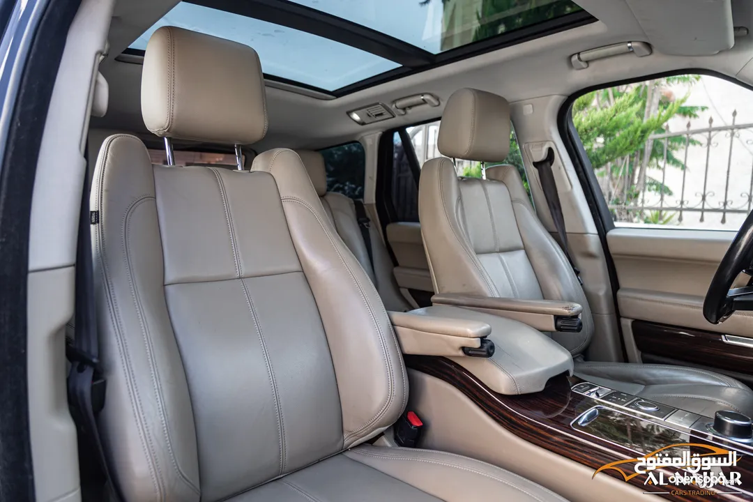 Range Rover Vogue 2016 Hse   السيارة وارد الشركة و مميزة جدا و قطعت مسافة 131,000 كيلو متر