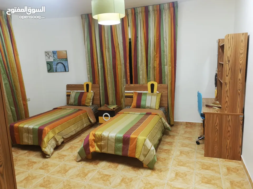 شقة مفروشة للايجار اربع وثلاث غرف نوم في الرابية يومي اسبوعي