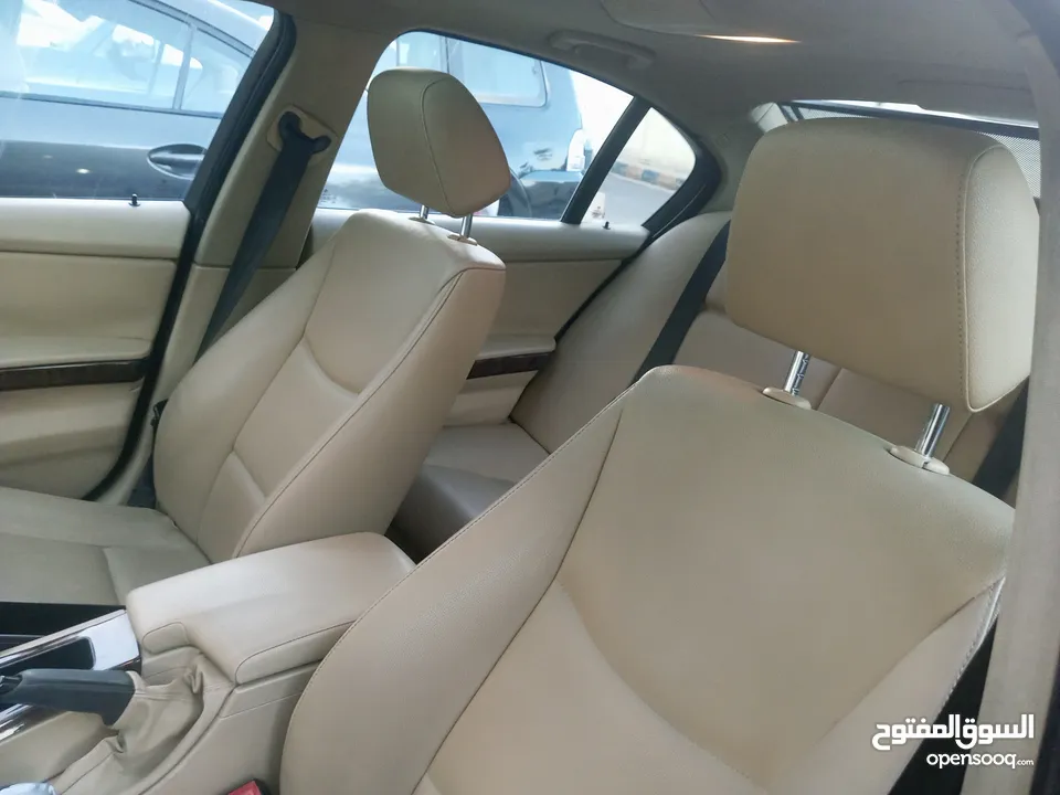 BMW 320i 2008