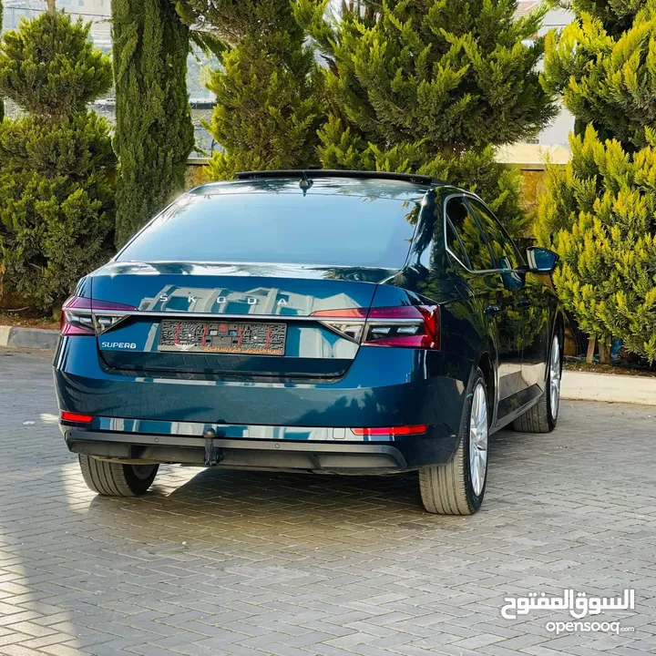 SKODA - SUPERB