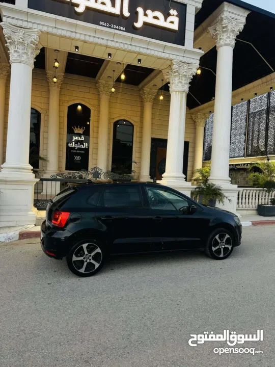 بولو 2015 جير عادي فحص نخب اول للبيع او البدل وارد منبدل