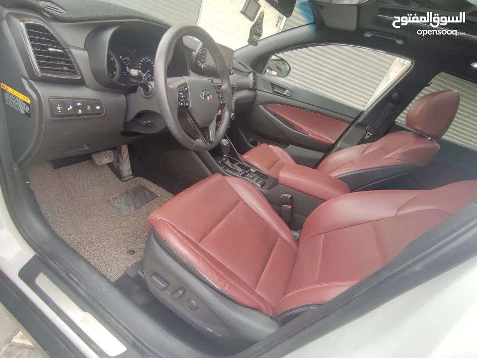 هونداي توسان بنزين فل مسكر اضافات دفع رباعي جيب بالكرتونة قطارة بالمصروف