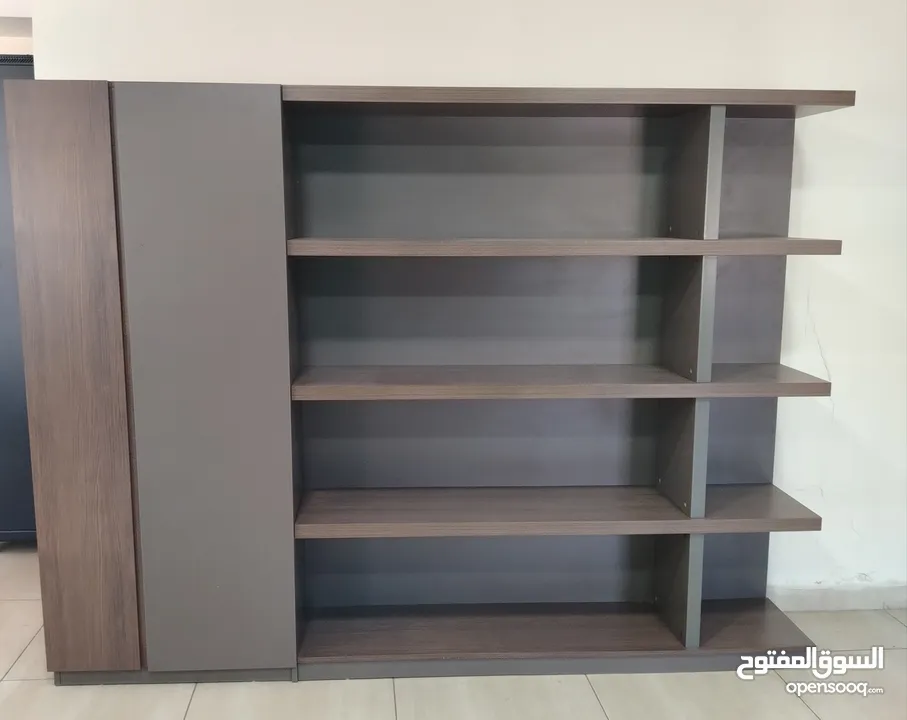 اثاث مكتبي للبيع