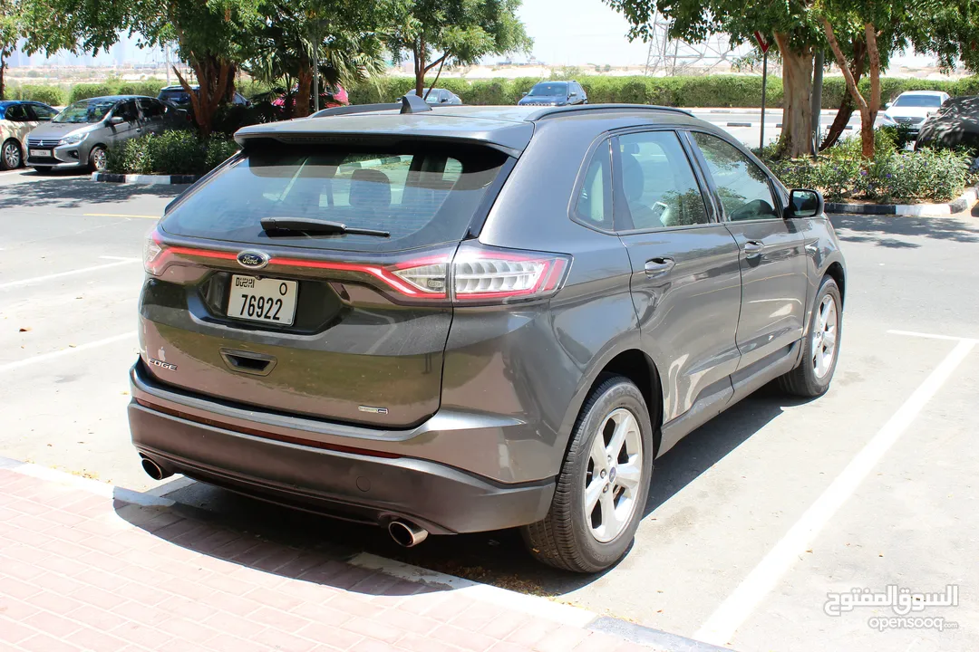 2016 Ford Edge, GCC. Full Original Paint, 100% Accident free and service done up to date.