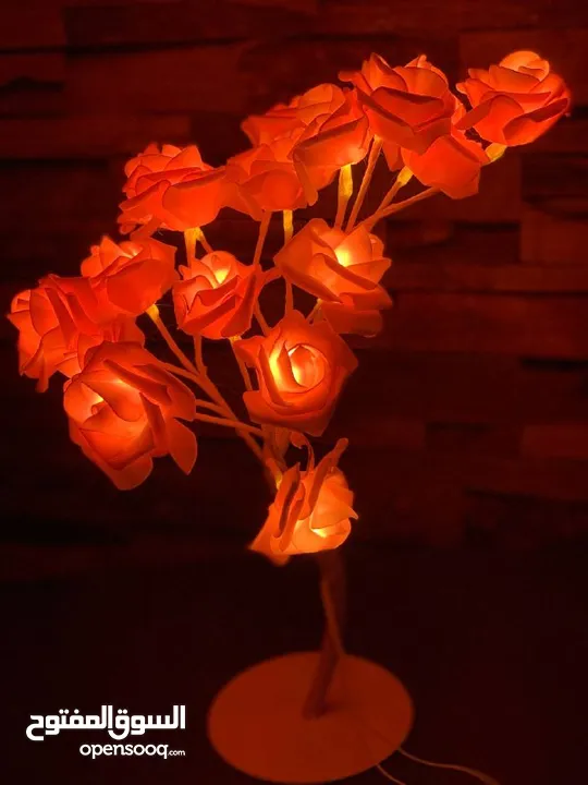 Lampe de Table LED en Forme d'Arbre à Roses, Luminaire Décoratif, Idéal pour une Chambre  ou comme C