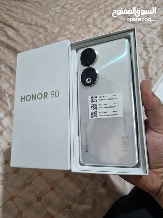 Honer 90 5G رام 12 جيجا 512 اغرضة والكرتونة الأصلية